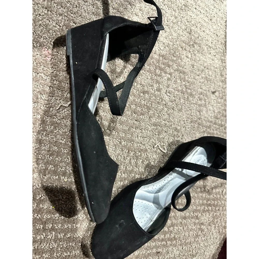 Dex Flex Black Suede Ankle Strap Low Wedge Heels Women's Size 9.5 Good Work Chic